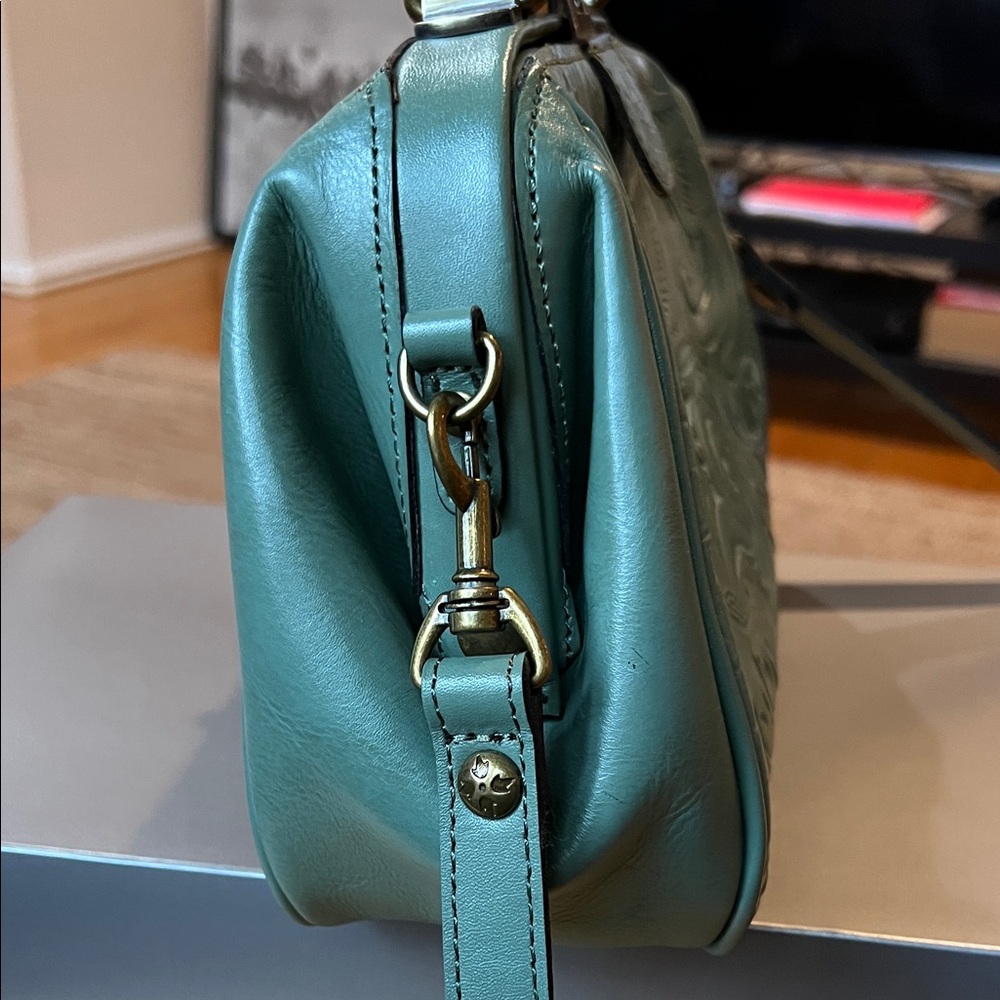 Patricia Nash Gracchi Tooled Leather Embossed Teal Satchel. Gently used - Picture 9 of 16